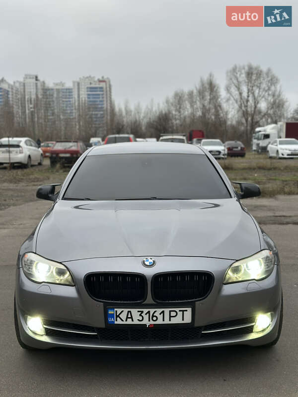 BMW 5 Series 2011