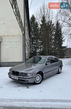 Седан BMW 5 Series 1996 в Радивиліві