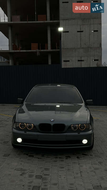 BMW 5 Series 2002
