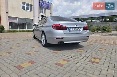 Седан BMW 5 Series 2015 в Мукачевому