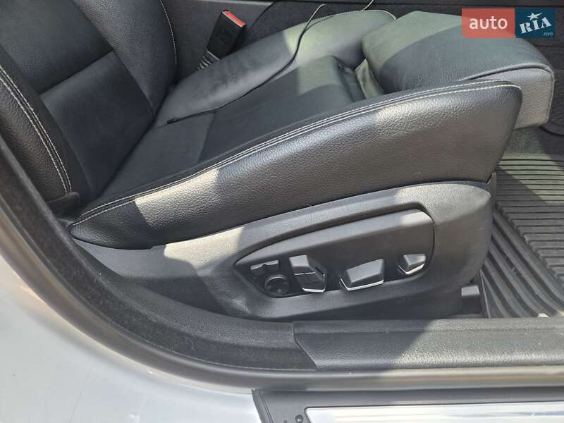 Седан BMW 5 Series 2015 в Мукачевому