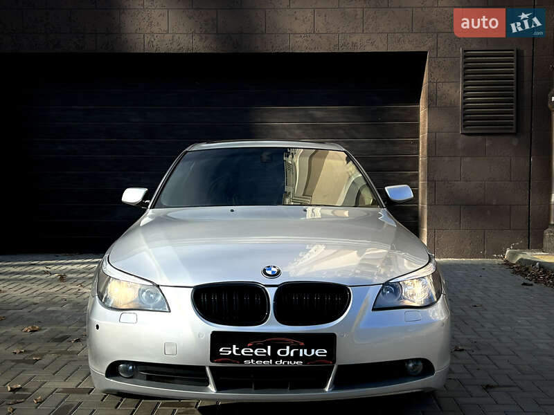 Седан BMW 5 Series 2003 в Николаеве