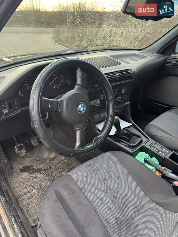 BMW 5 Series 1993 VIN WBAHA71060GG54080 фото оголошення 14 з 52