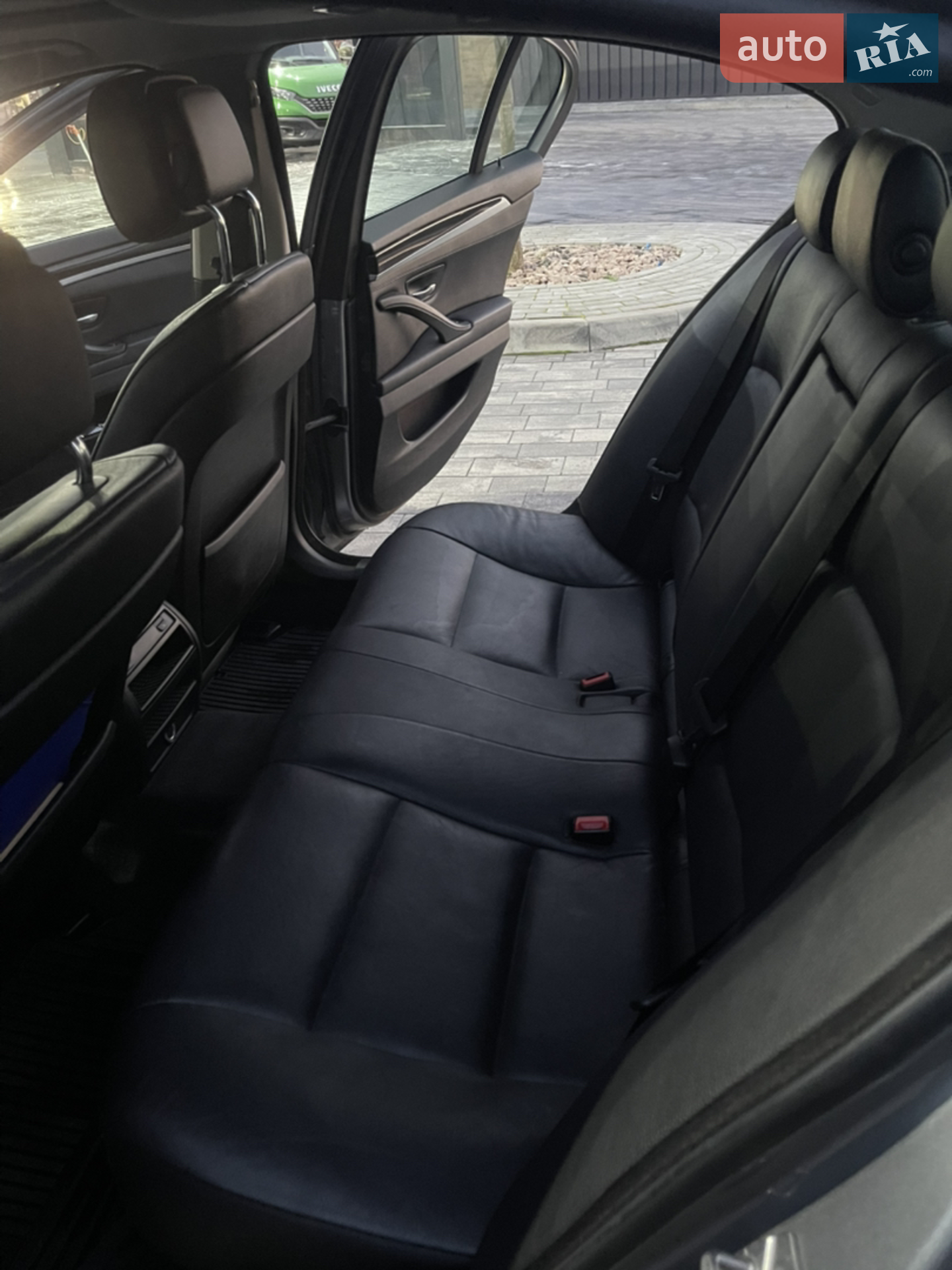 2012 BMW 5er - мініатюра 10