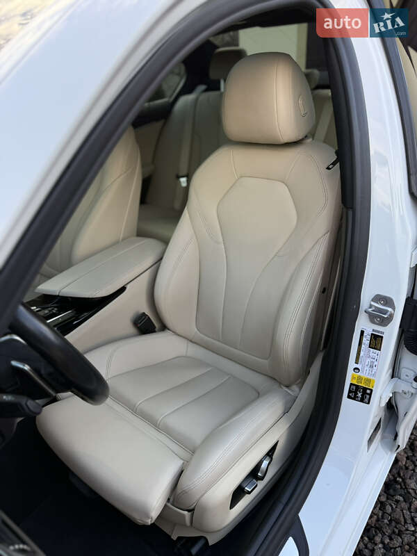 Седан BMW 5 Series 2018 в Львові фото 39 Седан BMW 5 Series 2018 в Львові