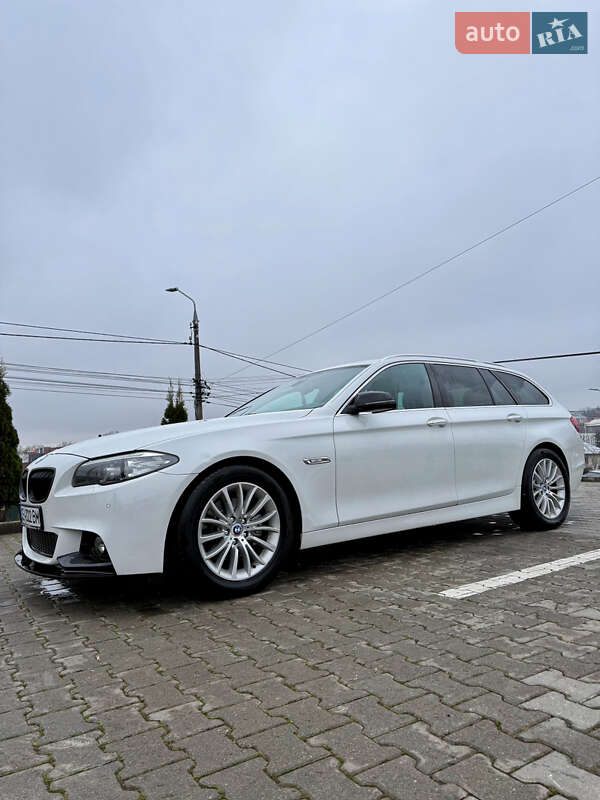 Універсал BMW 5 Series 2014 в Чернівцях