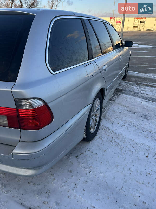 Универсал BMW 5 Series 2002 в Черновцах