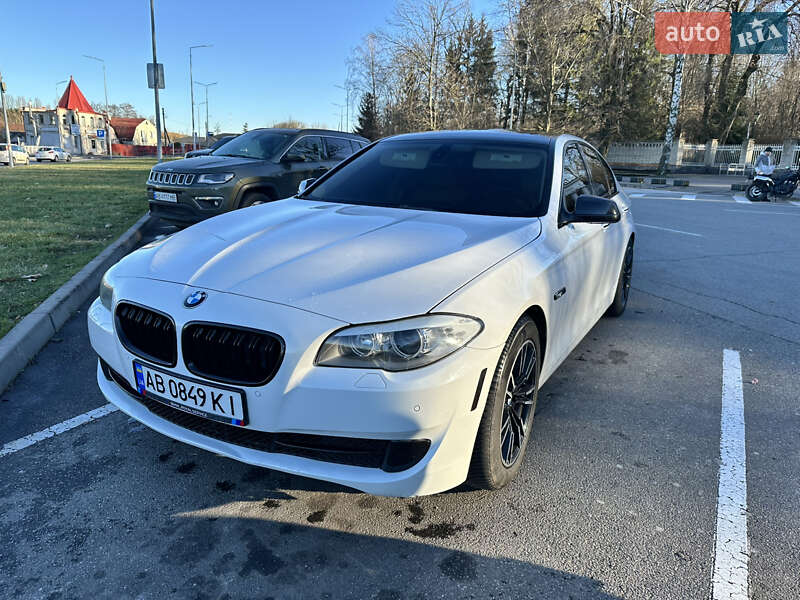 BMW 5 Series 2012