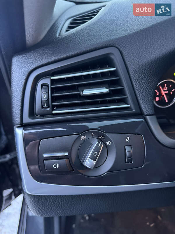 Седан BMW 5 Series 2013 в Нововолинську