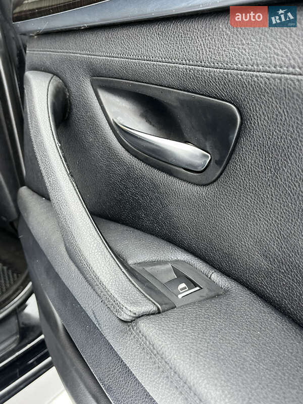 Седан BMW 5 Series 2013 в Чернігові