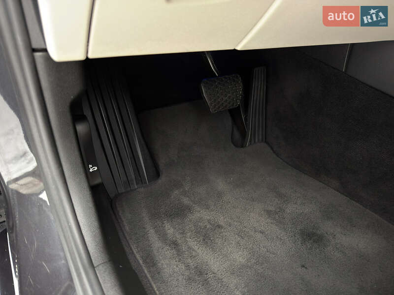 Седан BMW 5 Series 2017 в Мукачевому