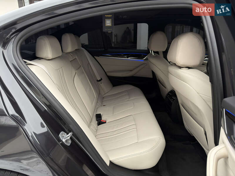 Седан BMW 5 Series 2017 в Мукачевому