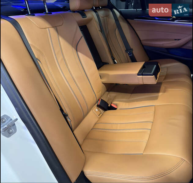 Седан BMW 5 Series 2018 в Одессе фото 18 Седан BMW 5 Series 2018 в Одессе