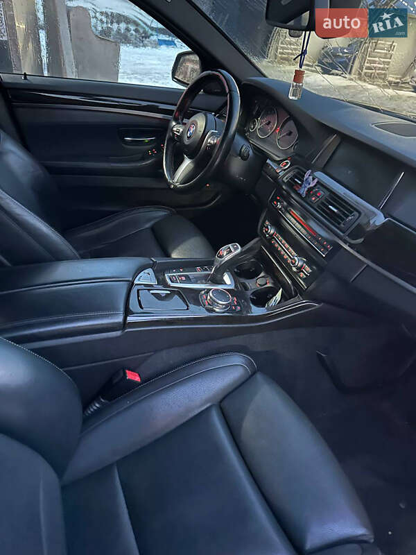 Седан BMW 5 Series 2016 в Києві фото 7 Седан BMW 5 Series 2016 в Києві