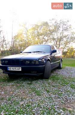 Седан BMW 5 Series 1991 в Кривом Роге