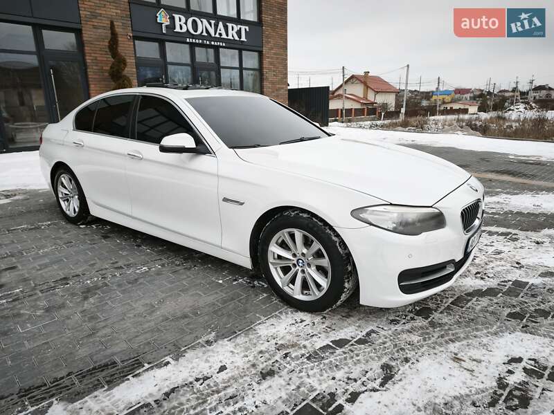 Седан BMW 5 Series 2014 в Вінниці