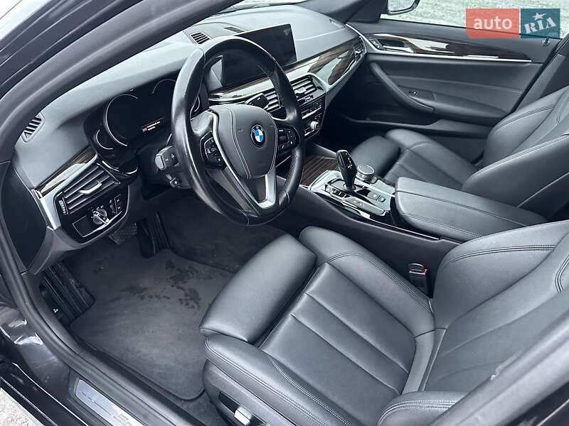 Седан BMW 5 Series 2019 в Полтаві фото 35 Седан BMW 5 Series 2019 в Полтаві
