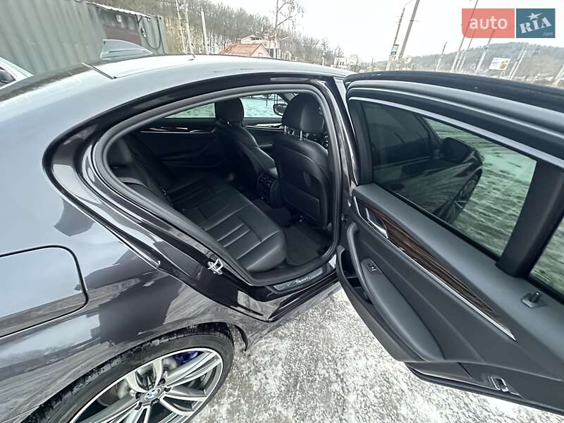 Седан BMW 5 Series 2019 в Полтаві фото 44 Седан BMW 5 Series 2019 в Полтаві