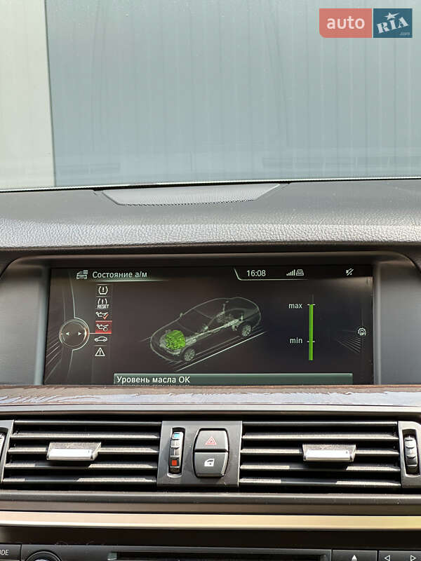 Седан BMW 5 Series 2012 в Хмельницькому