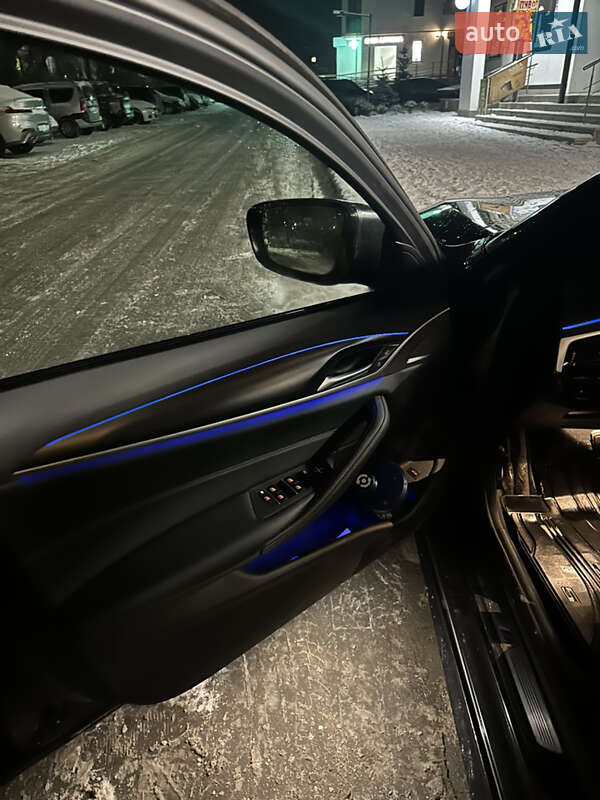 Седан BMW 5 Series 2022 в Виннице фото 80 Седан BMW 5 Series 2022 в Виннице