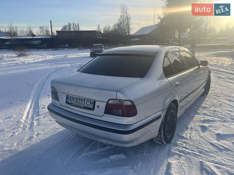 Седан BMW 5 Series 1999 в Житомире