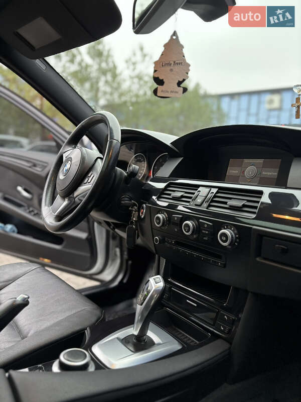 Седан BMW 5 Series 2007 в Ровно