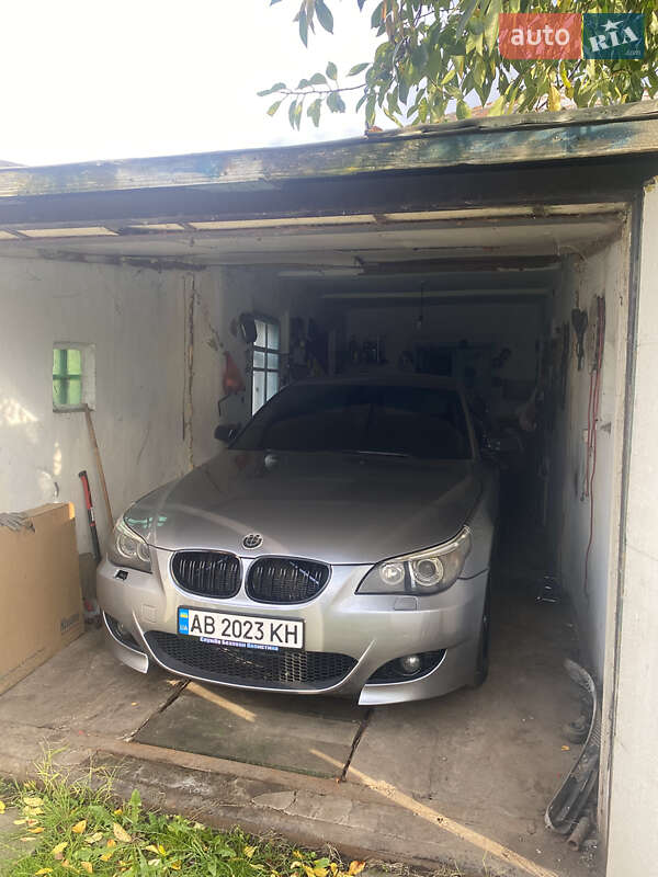 Седан BMW 5 Series 2005 в Хмельницькому