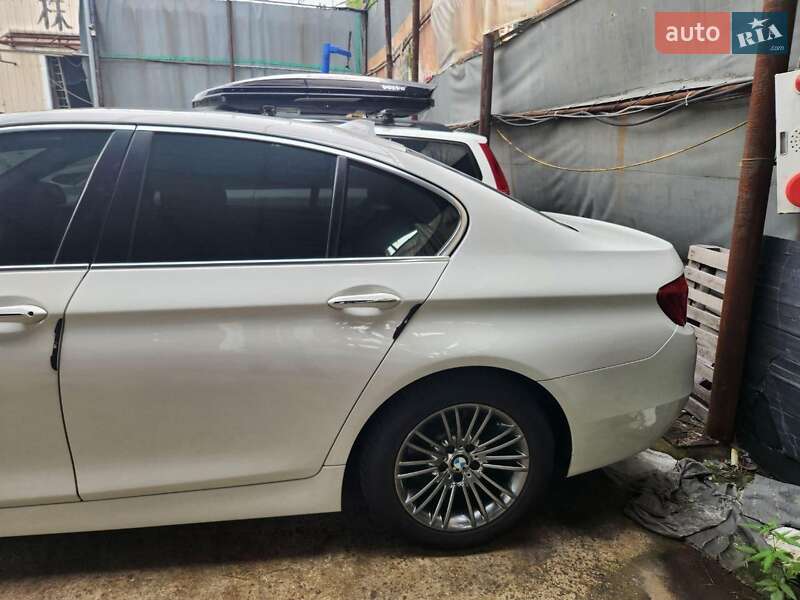 Седан BMW 5 Series 2014 в Киеве