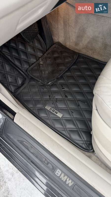 Седан BMW 5 Series 2012 в Кривом Роге