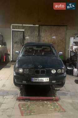 Седан BMW 5 Series 1989 в Житомирі