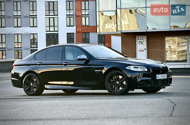 Седан BMW 5 Series 2015 в Киеве