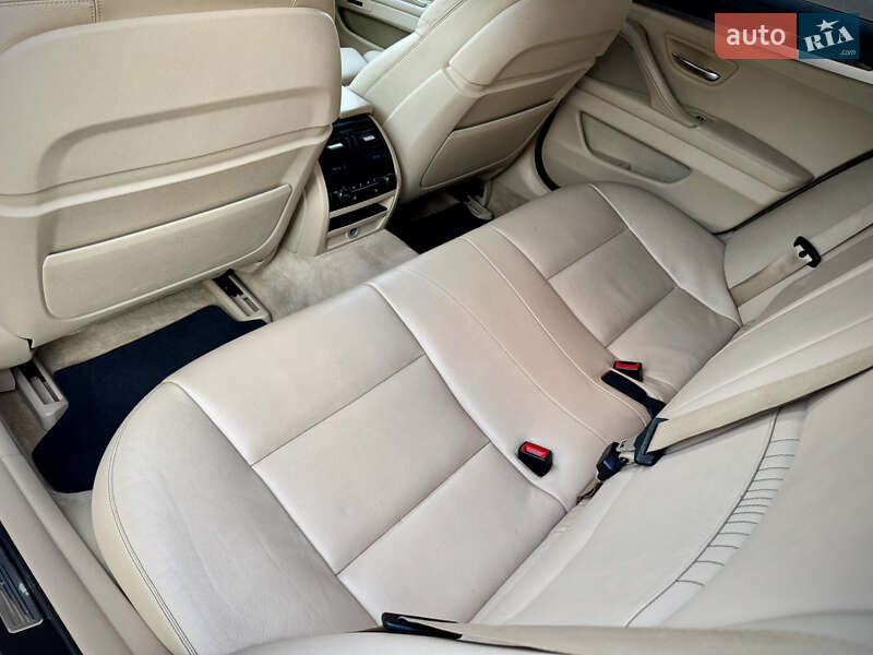 Седан BMW 5 Series 2015 в Киеве