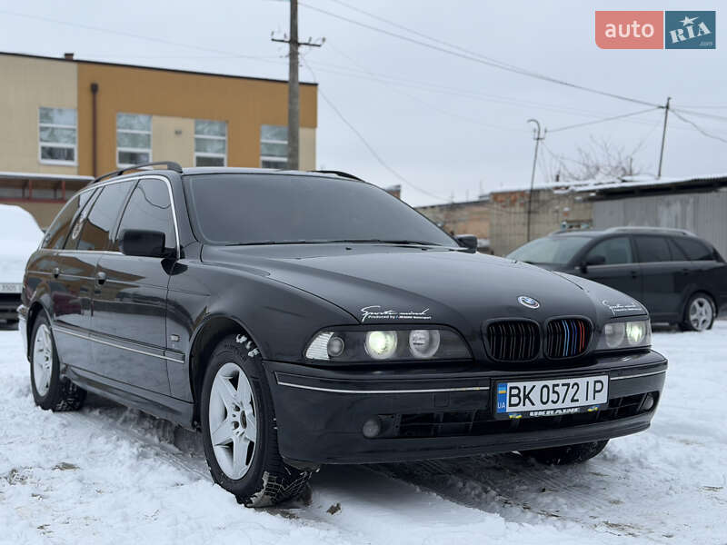 Универсал BMW 5 Series 2001 в Ровно