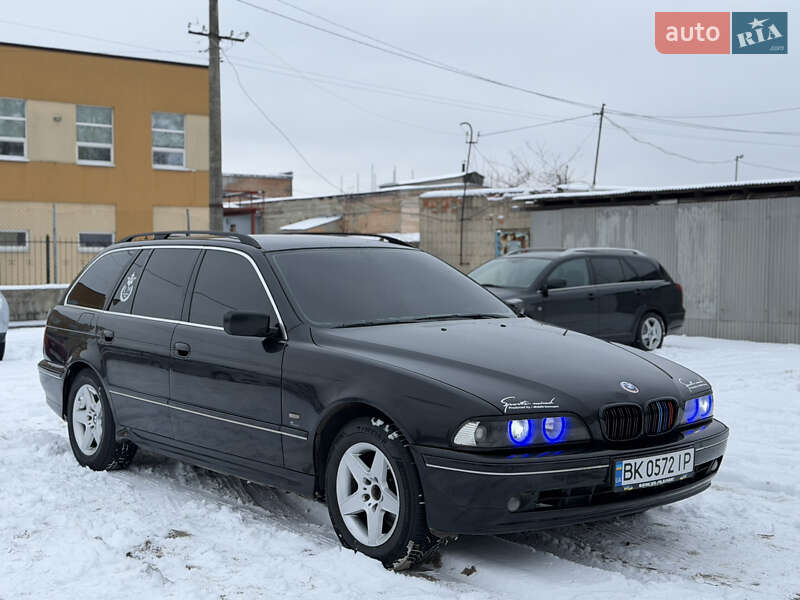 Универсал BMW 5 Series 2001 в Ровно