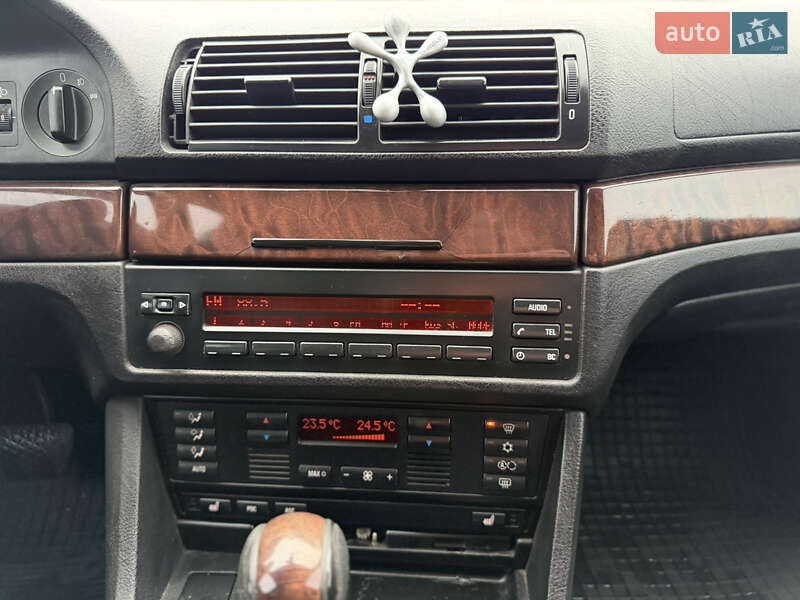 Универсал BMW 5 Series 2001 в Ровно