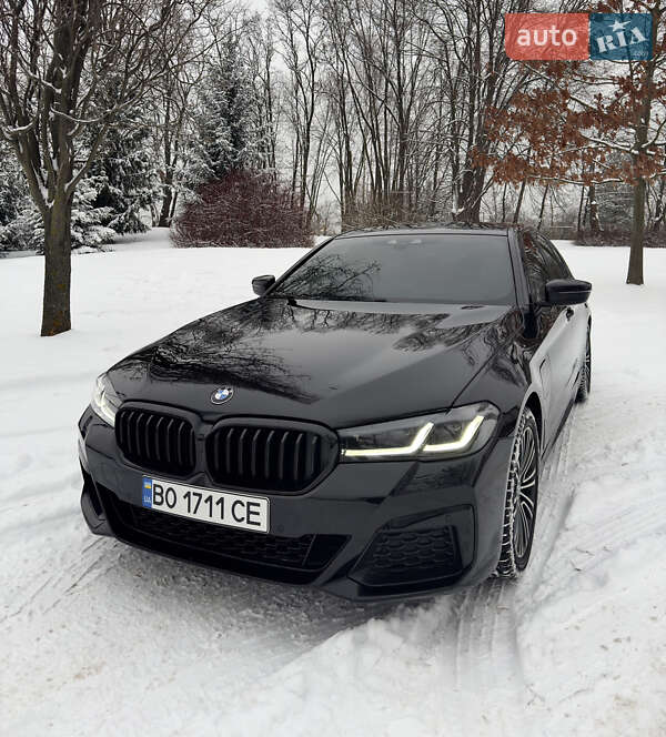 Седан BMW 5 Series 2018 в Львові