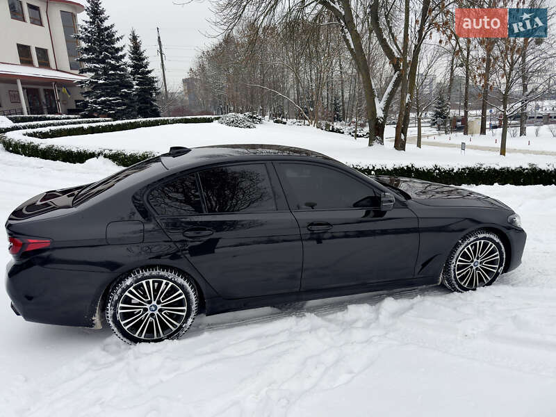 Седан BMW 5 Series 2018 в Львові