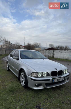 Седан BMW 5 Series 2001 в Херсоне