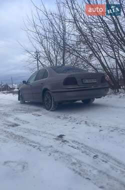 Седан BMW 5 Series 2000 в Луцке