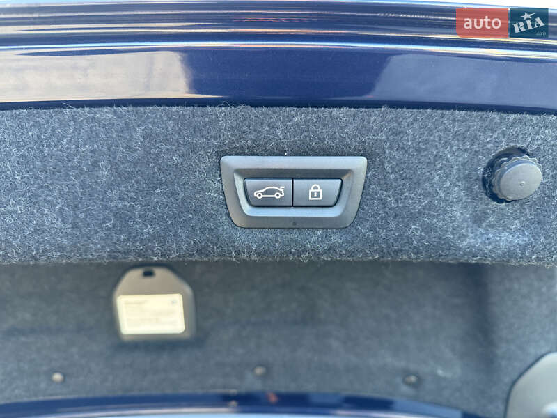 Седан BMW 5 Series 2018 в Николаеве