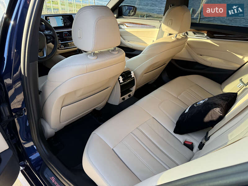 Седан BMW 5 Series 2018 в Николаеве