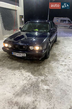 Седан BMW 5 Series 1988 в Шостці