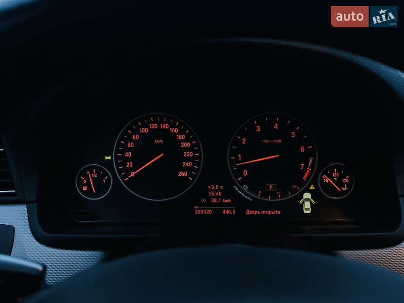 Седан BMW 5 Series 2011 в Харкові