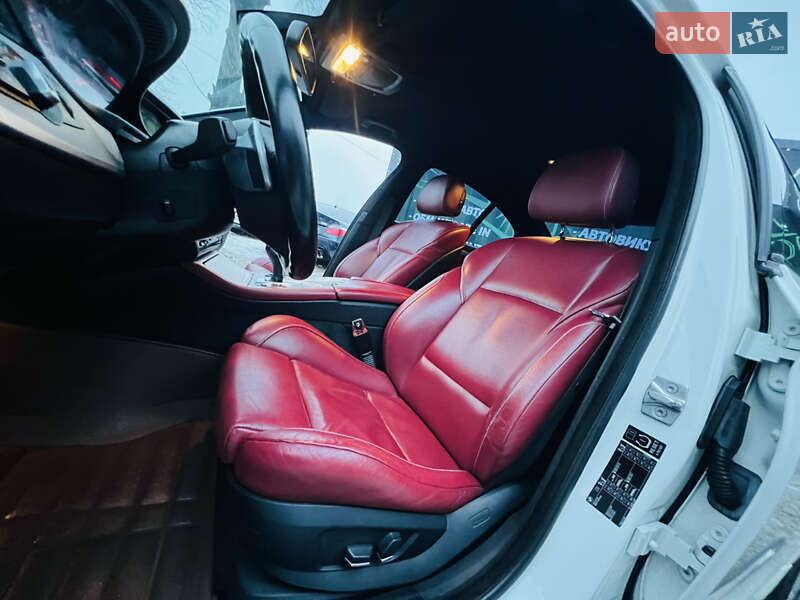 Седан BMW 5 Series 2011 в Харкові