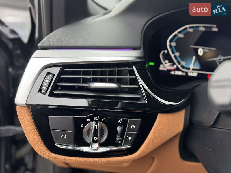 Универсал BMW 5 Series 2021 в Мукачево