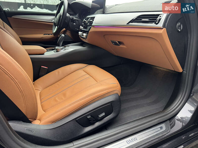Универсал BMW 5 Series 2021 в Мукачево