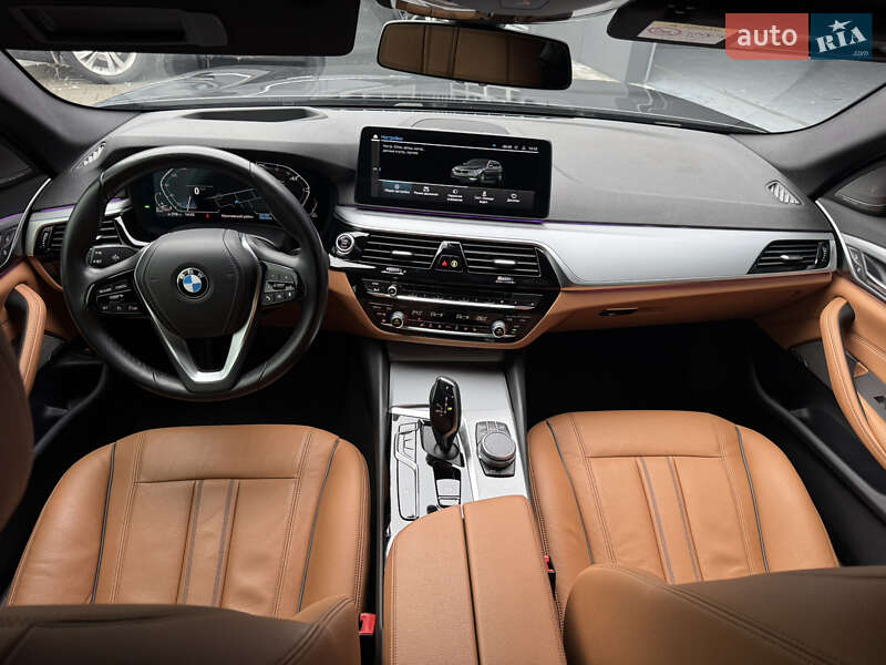 Универсал BMW 5 Series 2021 в Мукачево