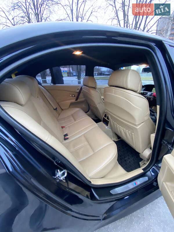 Седан BMW 5 Series 2007 в Днепре