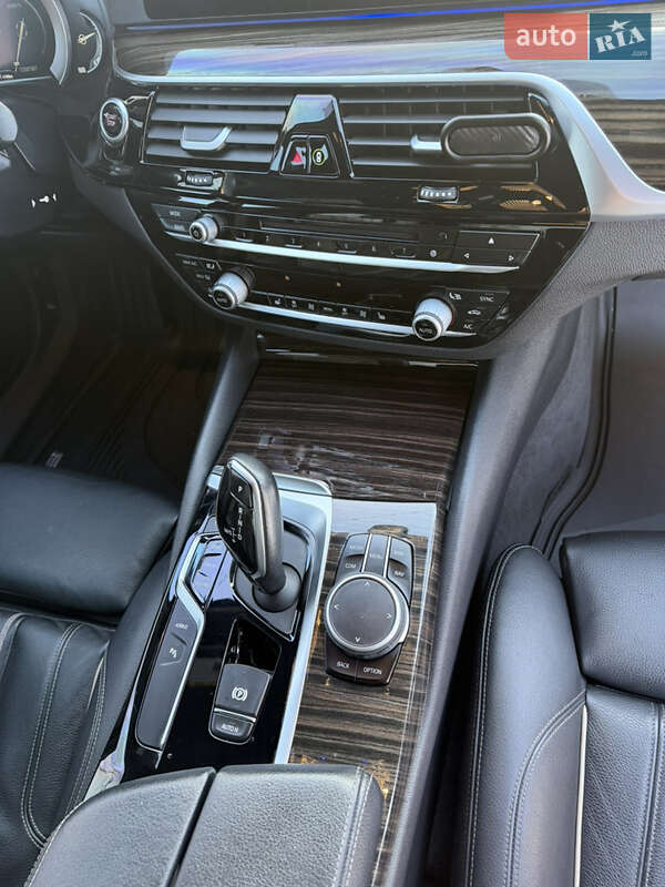 Седан BMW 5 Series 2019 в Ровно фото 14 Седан BMW 5 Series 2019 в Ровно