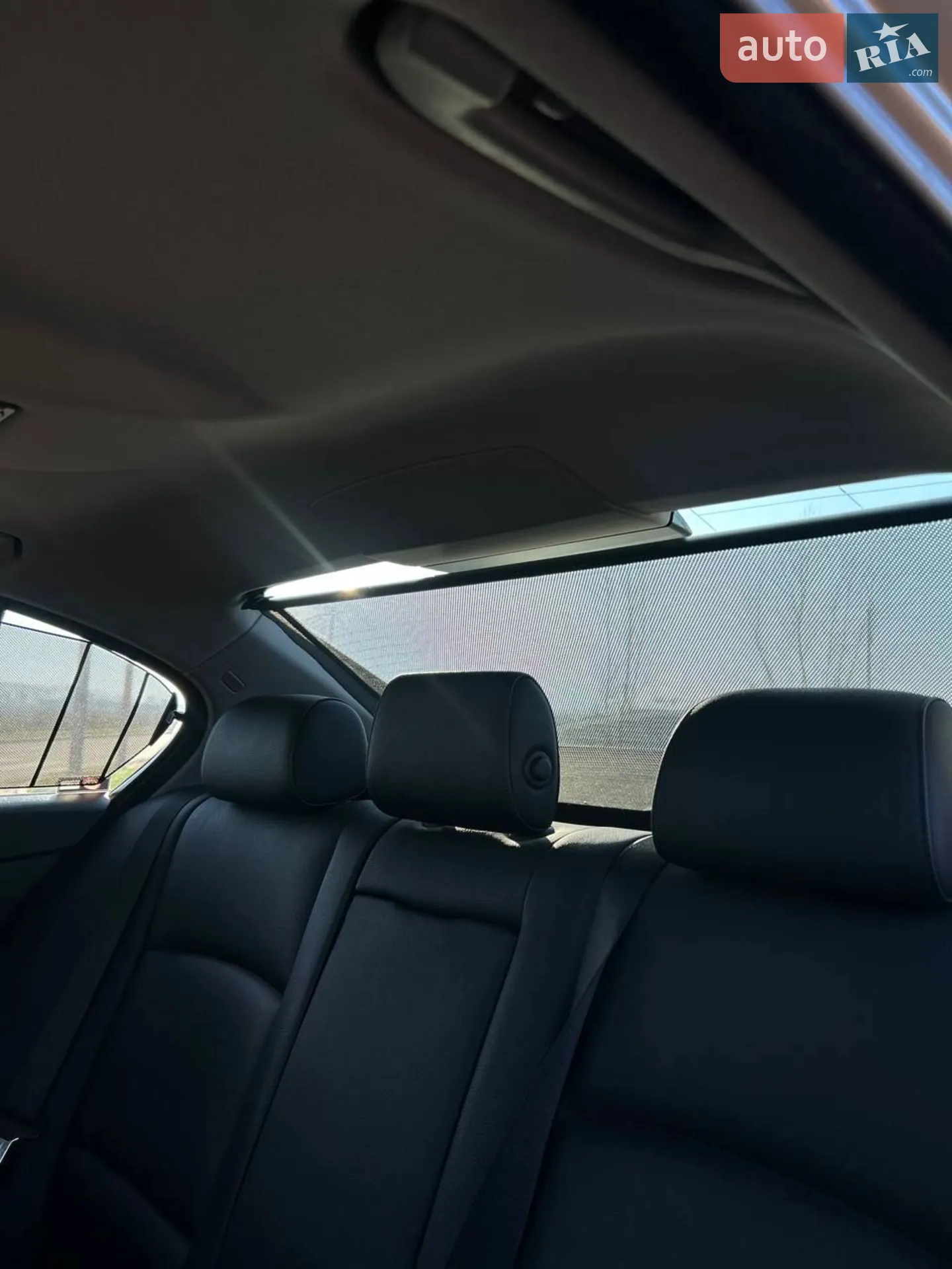 2012 BMW 5er - мініатюра 9